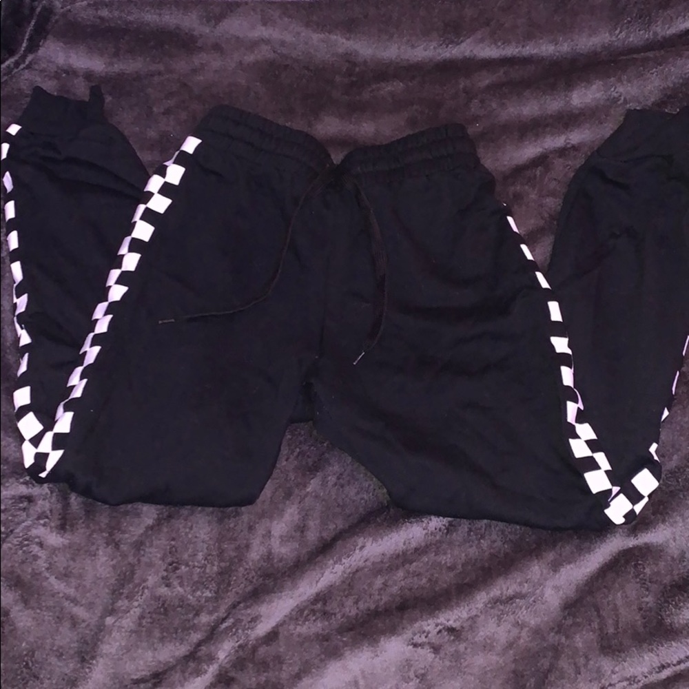 Black checkered sweatpants